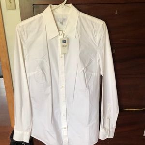Gap white tailored long sleeve button down shirt